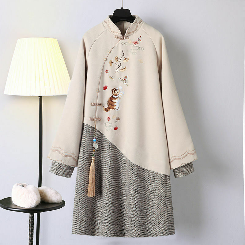 2024 Long Sweatshirt Chinese Dress Spring and Autumn Women's Loose Embroidered Cheongsam Casual Tang Suit New Hooded Sweater