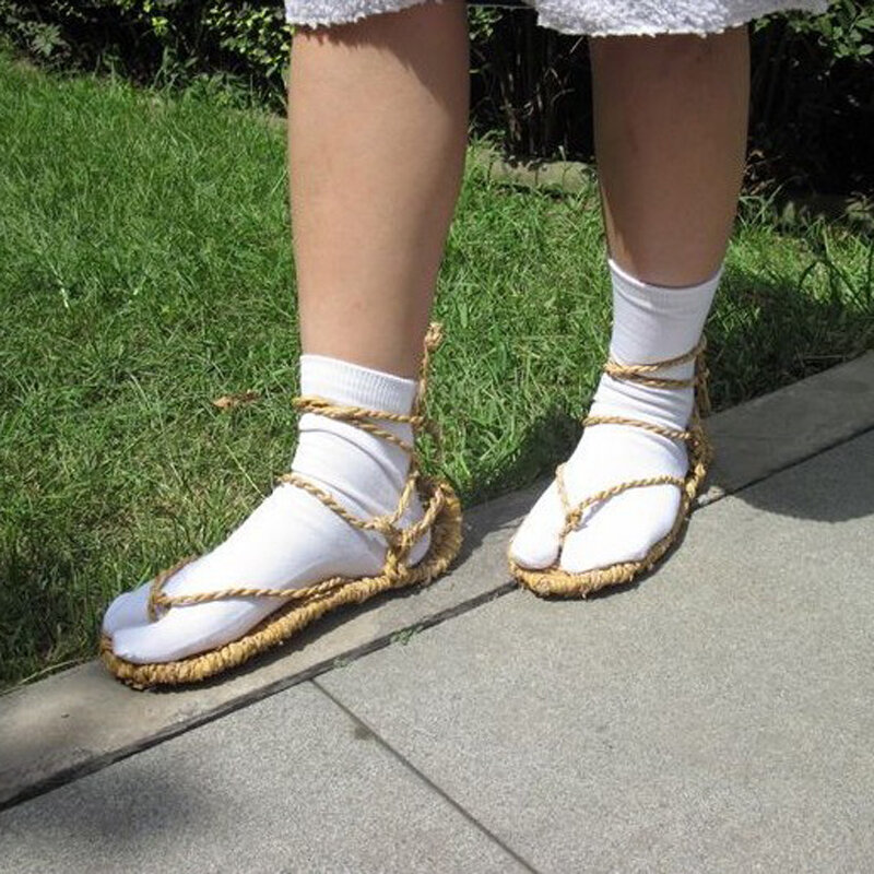 BLEACH COSTUMES HAND-MADE STRAW SANDALS SLIPPER SHOES + FREE SOCKS COSPLAY PROPS FREE SHIPPING