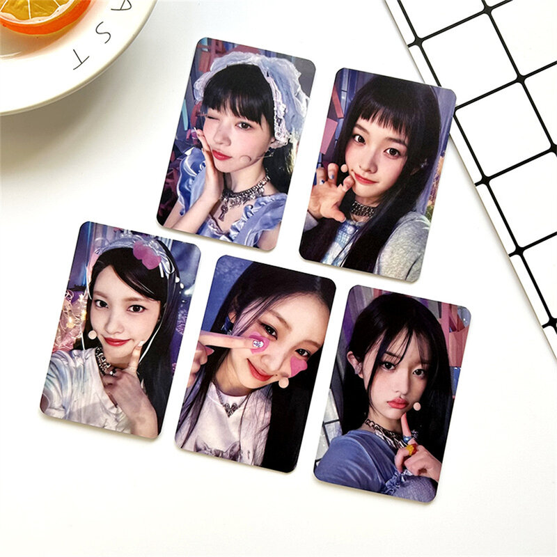 Kpop ILLIT Special Card 5pcs/Set Korean Style Debut Card Double Sides Printing Coated Card Wonhee Moka Minju Fan Collection Gift